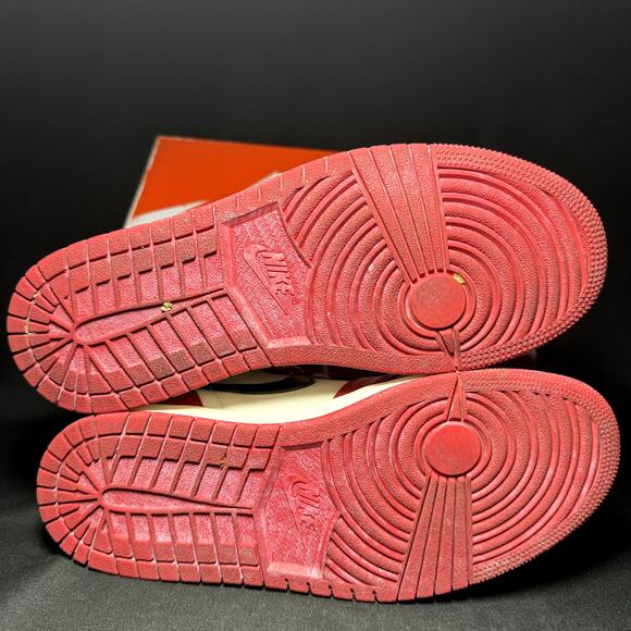 Size 6.5 - Nike Air Jordan 1 Retro High OG Chicago Lost & Found 2022 Men's Shoes - Picture 7 of 9